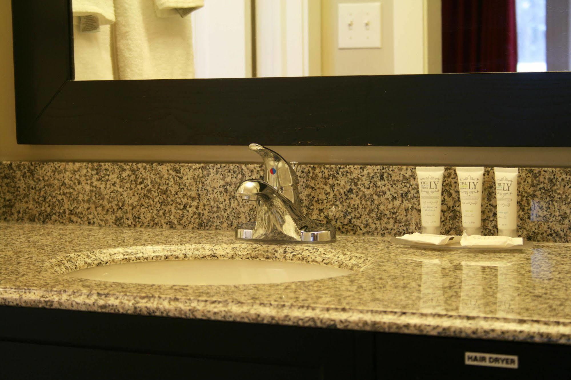 Hotel Moncton Dış mekan fotoğraf