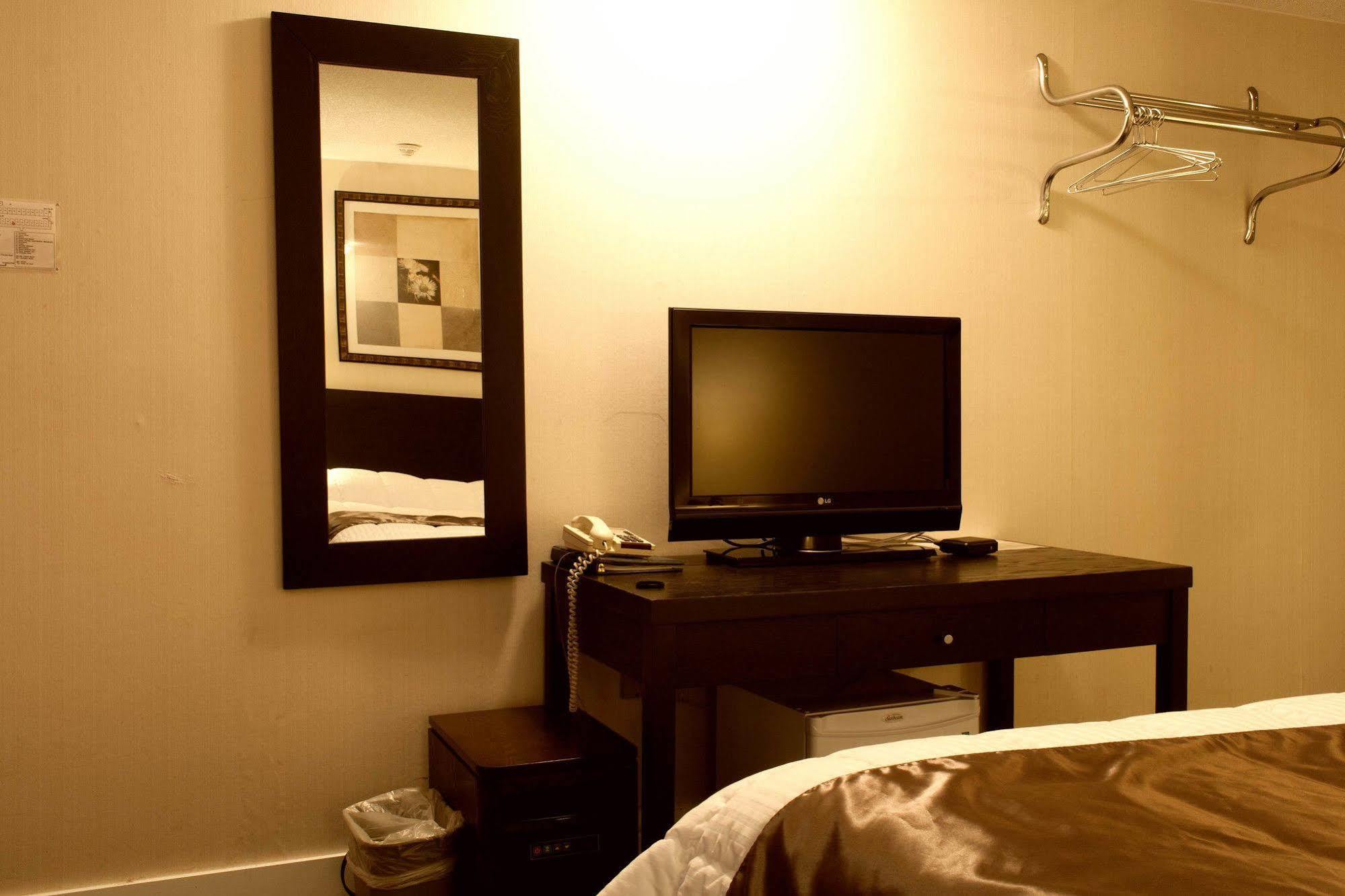 Hotel Moncton Dış mekan fotoğraf